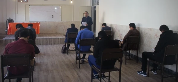 برگزاری مسابقه کتابخوانی به مناسبت16 آذر« روز دانشجو»درپردیس شهید رجایی کرمانشاه  3