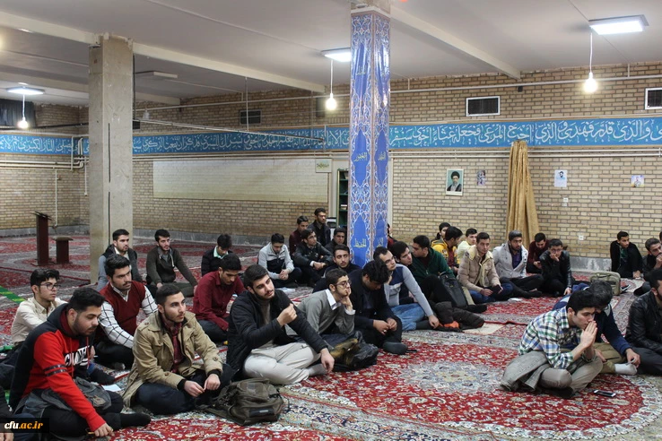 دردانشگاه فرهنگیان استان قزوین برگزارشد:    جلسه پرسش وپاسخ دانشجویان پردیس شهیدرجایی بامسئولین دانشگاه 5