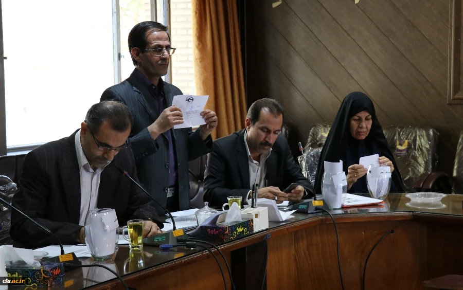 انتخابات مدیران گروه های آموزشی دانشگاه فرهنگیان استان کرمان