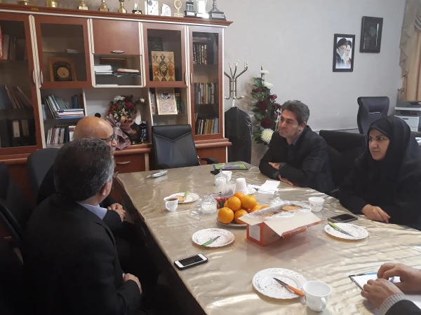 جلسه مسئولین دانشگاه فرهنگیان آذربایجان غربی با مدیر عامل مجمع خیرین مدرسه ساز برگزار شد

 2