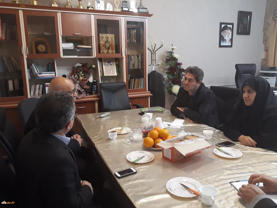 جلسه مسئولین دانشگاه فرهنگیان آذربایجان غربی با مدیر عامل مجمع خیرین مدرسه ساز برگزار شد

 2