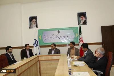 بازدید دکتر مشهدی مدیر امور مدارس وابسته و کارورزی دانشگاه فرهنگیان از مدیریت امور پردیس های استان قم