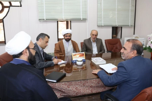 بررسی زمینه های همکاری بنیاد فرهنگی حضرت مهدی موعود(عج) در استان با دانشگاه فرهنگیان یزد 4