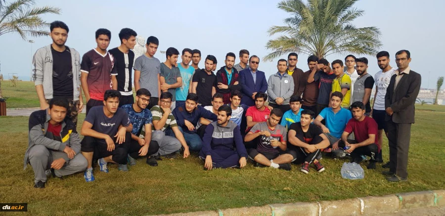 مسابقه دو صحرانوردی دانشجومعلمان در ساحل بوشهر برگزار شد 5
