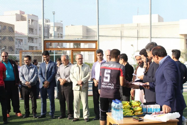 مسابقه دو صحرانوردی دانشجومعلمان در ساحل بوشهر برگزار شد 6