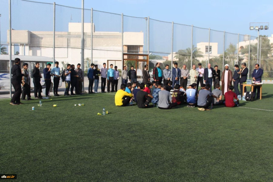 مسابقه دو صحرانوردی دانشجومعلمان در ساحل بوشهر برگزار شد 13