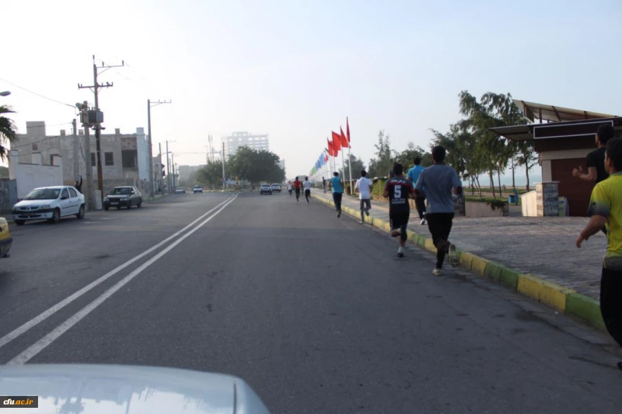 مسابقه دو صحرانوردی دانشجومعلمان در ساحل بوشهر برگزار شد 14