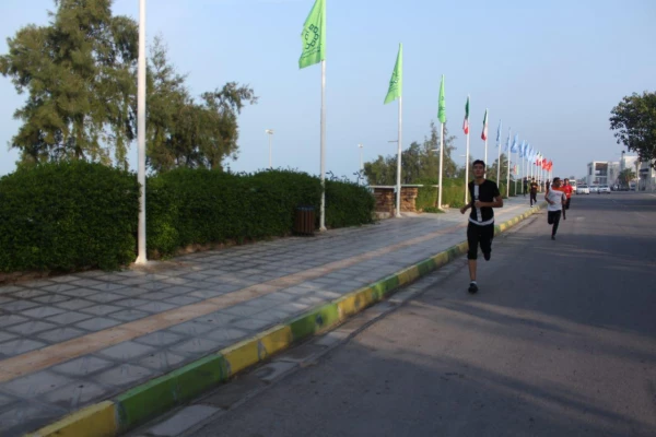 مسابقه دو صحرانوردی دانشجومعلمان در ساحل بوشهر برگزار شد 17