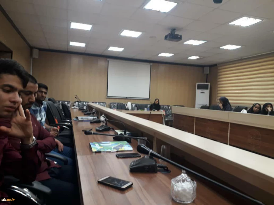 کارگاه موضوعی اهمیت بهداشت  دردانشگاه فرهنگیان هرمزگان وبا همکاری دانشگاه علوم پزشکی و خدمات بهداشتی و درمانی هرمزگان برگزار گردید. 9