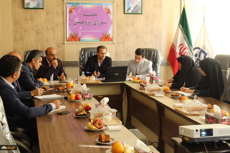 برگزاری جلسه شورای پژوهشی دانشگاه فرهنگیان کشور ازطریق ویدئو کنفرانس درقزوین 6