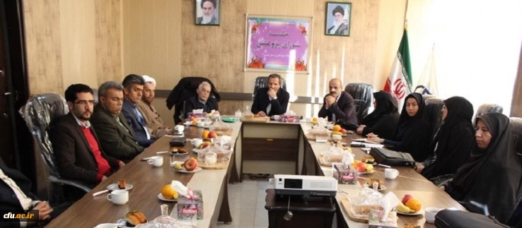 نشست معاون پژوهشی دانشگاه با اساتید و اعضای هیئت علمی دانشگاه فرهنگیان استان قزوین 2