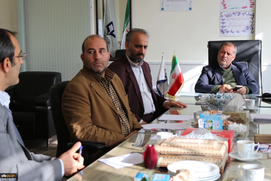 دکتر صفرزاده سرپرست دانشگاه فرهنگیان خراسان شمالی در اولین نشست هم اندیشی اساتید گفت:
نشست های هم اندیشی با اساتید و دانشجویان می تواند در تحقق اهداف دانشگاه یاری دهنده باشد 2