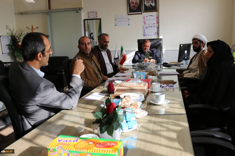 دکتر صفرزاده سرپرست دانشگاه فرهنگیان خراسان شمالی در اولین نشست هم اندیشی اساتید گفت:
نشست های هم اندیشی با اساتید و دانشجویان می تواند در تحقق اهداف دانشگاه یاری دهنده باشد 4