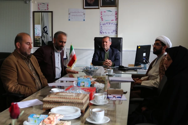 دکتر صفرزاده سرپرست دانشگاه فرهنگیان خراسان شمالی در اولین نشست هم اندیشی اساتید گفت:
نشست های هم اندیشی با اساتید و دانشجویان می تواند در تحقق اهداف دانشگاه یاری دهنده باشد 5