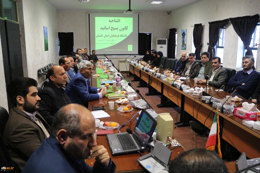 دکتر مازندرانی در مراسم افتتاح دفتر بسیج اساتید دانشگاه فرهنگیان گلستان تأکید کرد:
بسیج بزرگترین مجموعه منسجم فرهنگی، نظامی و پشتوانه نظام اسلامی است، اساتید بسیجی باید نماد علمی و فرهنگی کشور باشند. 3