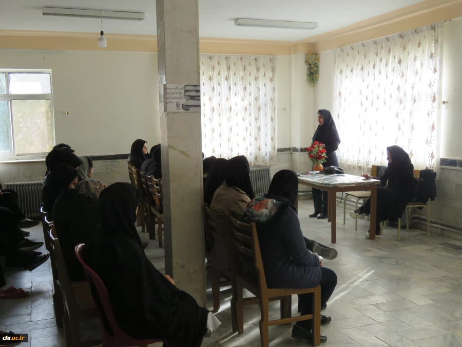 در پردیس بنت الهدب صدر سنندج برگزار شد؛

کارگاه خود مراقبتی با موضوع مدیریت استرس  6