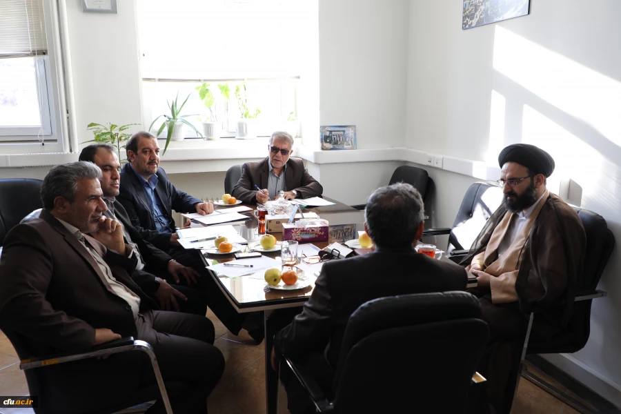 به دستور رییس دانشگاه:

اولین جلسه کمیته یادواره شهدای تربیت معلم-نکوداشت یکصدمین سال تربیت معلم برگزار شد 3