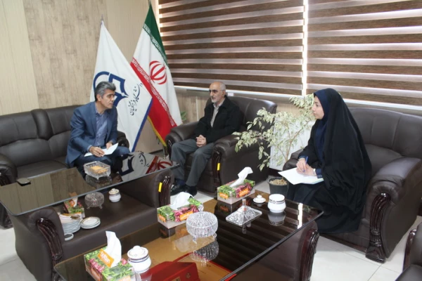 دیدار مدیریت امور پردیس های استان بااستاد آرم که 18سال رییس تربیت معلم قزوین بودند 6