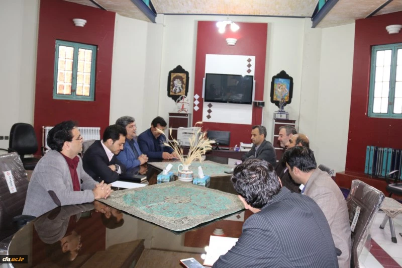 نشست مسئولان دانشگاه فرهنگیان با مدیرکل، معاونین و کارشناسان کانون پرورش فکری کودکان و نوجوانان استان یزد
 5