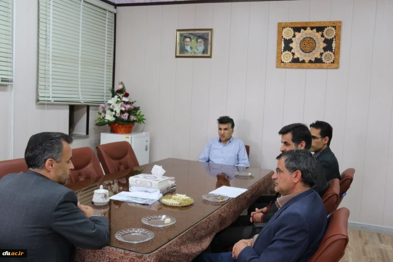 دیدار رئیس هیئت حسابرسی و کارشناسان دیوان محاسبات با مدیر پردیس های استان یزد
 3