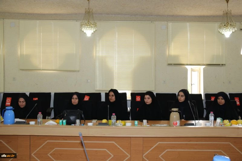 سی و نهمین جلسه شورای فرهنگی و اجتماعی دانشگاه فرهنگیان استان یزد با حضور مسئولین کشوری و استانی هلال احمر
 3