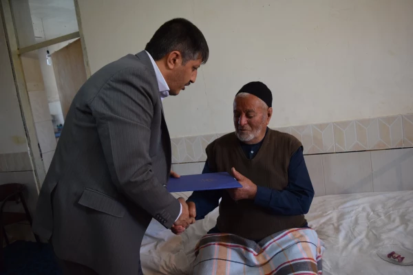 دیدار با خانواده دانشجو معلم شهید ابوالفضل محمدی