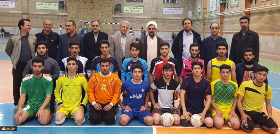 در مسابقات فوتسال بسیج اساتید و کارکنان دانشگاه های استان کرمانشاه در هفته بیسج:

کسب مقام سوم تیم فوتسال دانشگاه فرهنگیان