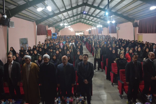 مراسم بزرگداشت روز دانشجو با حضور مسئولین استانی، مدیران، اساتید و دانشجویان پردیس های پسرانه و دخترانه در پردیس شهید رجایی ارومیه برگزار شد 6