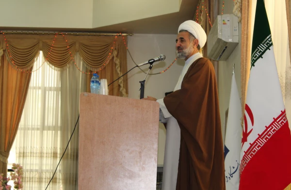 بزرگداشت روز دانشجو با حضور حجت الاسلام و المسلمین ذوالنور نماینده مردم قم در مجلس شواری اسلامی در مرکز آموزش عالی شهید مدنی(ره)