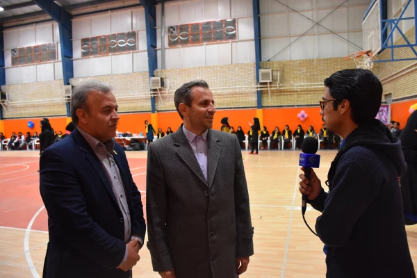 با حضور دکتر طاهری نیا در خراسان جنوبی:
برگزاری اولین فستیوال بازی های هدفمند آموزشی در پردیس امام سجاد (ع) بیرجند 5