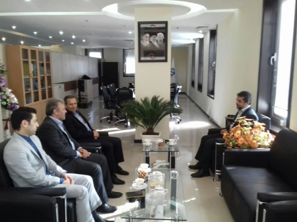 دیدار معاون پژوهشی و فناوری دانشگاه فرهنگیان کشور با معاون هماهنگی امور اقتصادی استانداری خراسان جنوبی 3