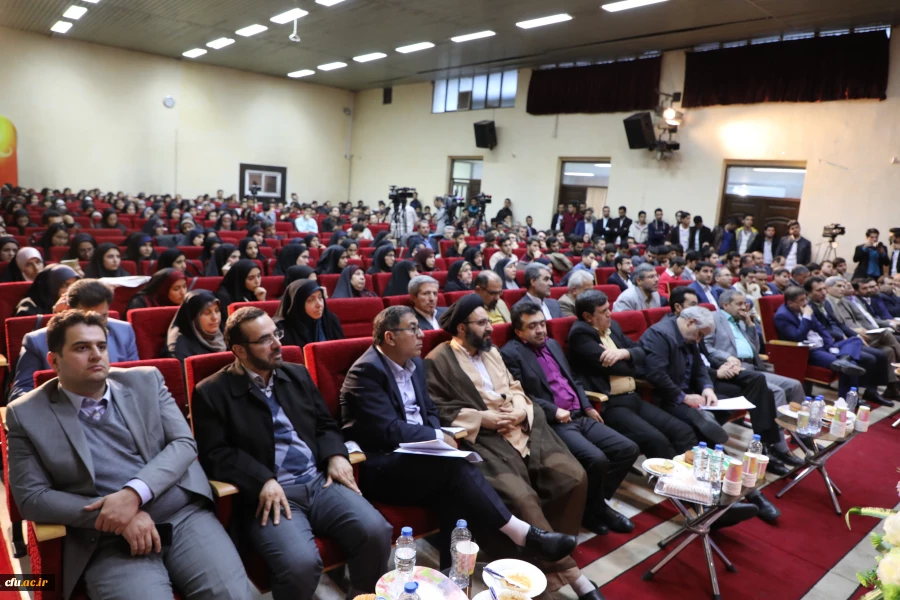 نشست صمیمی وزیر اموزش و پرورش با دانشجو معلمان دانشگاه فرهنگیان 3