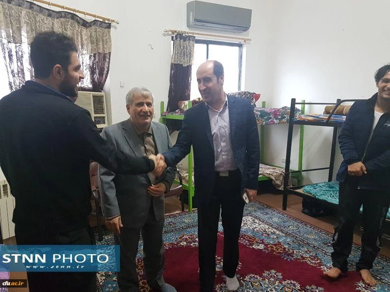 بازدید دکتر احد زاده مدیریت امور پردیس های استانی دانشگاه فرهنگیان گیلان از سرای دانشجویی به مناسبت 16 آذر 3