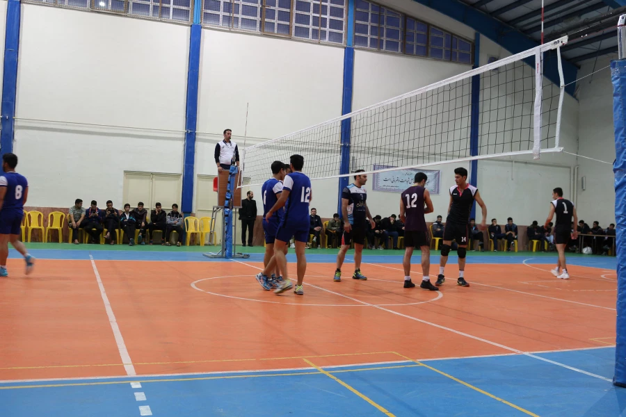 دانشگاه فرهنگیان خراسان شمالی به عنوان میزبان برگزاری مسابقات والیبال دانشجویان دانشگاه ها و موسسات آموزش عالی استان خراسان شمالی به مناسبت چهلمین سالگرد انقلاب اسلامی انتخاب شد. 7