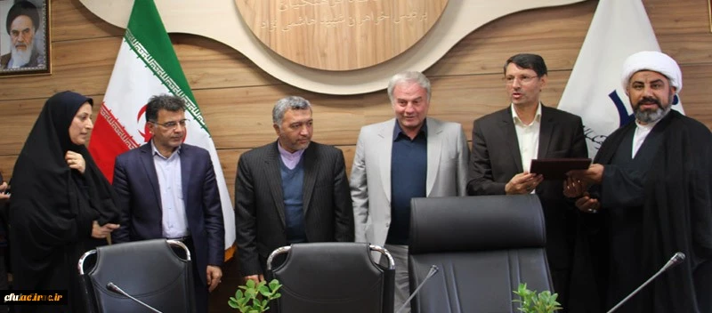 با حکم رییس دانشگاه فرهنگیان کشور؛
سرپرست جدید پردیس شهید هاشمی نژاد مشهد منصوب شد 2