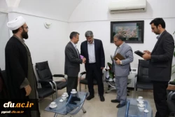 دیدار مدیر استانی دانشگاه فرهنگیان یزد با نماینده محترم یزد و اشکذر در مجلس شورای اسلامی
 3