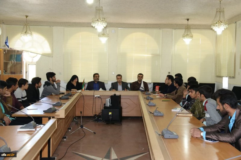 برگزاری جلسۀ پرسش و پاسخ نمایندگان کلاسی پردیس شهیدان پاک نژاد با مدیر پردیس های استان و مسئولین محترم آموزشی پردیس
 2