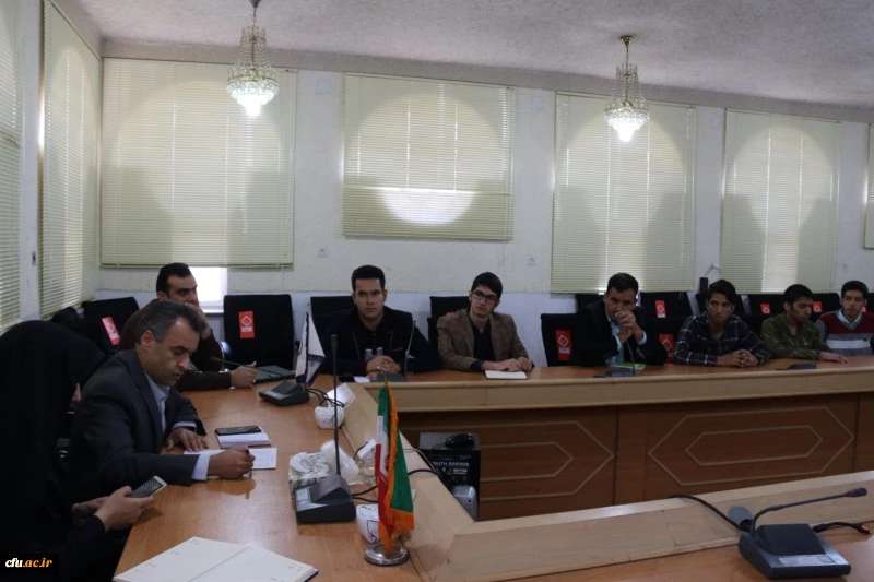 برگزاری جلسۀ پرسش و پاسخ نمایندگان کلاسی پردیس شهیدان پاک نژاد با مدیر پردیس های استان و مسئولین محترم آموزشی پردیس
 4