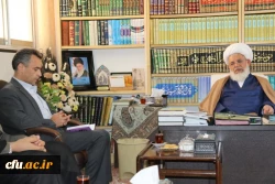 دیدار سرپرست دانشگاه فرهنگیان استان یزد با آیت الله ناصری نماینده ولی فقیه و امام جمعه یزد
 2