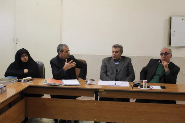 دردانشگاه فرهنگیان استان قزوین برگزارشد. نشست علمی-تخصصی با موضوع بررسی علل ضعف دانش آموزان در درس ریاضی در دوره های مختلف تحصیلی 6