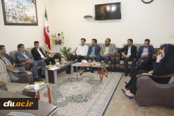 دیدار سرپرست و اعضای شورای مدیریت دانشگاه فرهنگیان با مدیرکل جدید آموزش و پرورش استان هرمزگان
 4