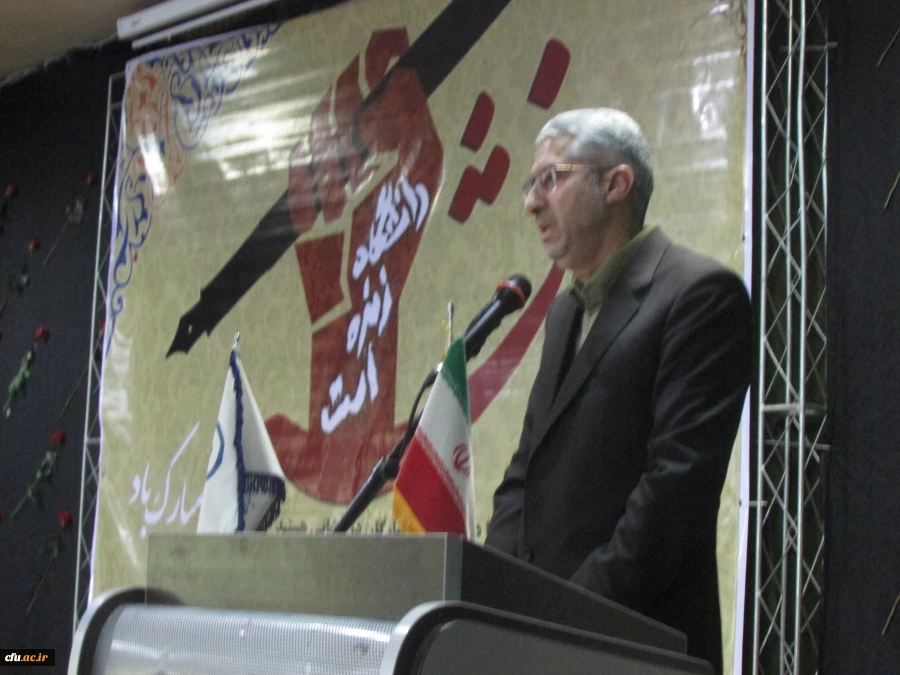 باحضور دکتر کریمی نماینده محترم مردم اراک در مجلس شورای اسلامی برگزار شد

مراسم بزرگداشت روزدانشجو در دانشگاه فرهنگیان استان مرکزی  7