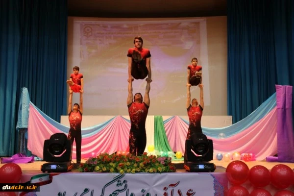 مراسم روز دانشجو در دانشگاه فرهنگیان یزد
 7