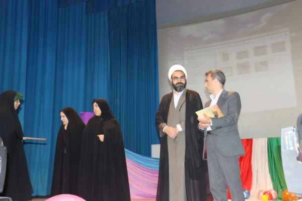 مراسم روز دانشجو، ویژه دانشجو معلمان پردیس فاطمه الزهرا(س) دانشگاه فرهنگیان یزد
 4