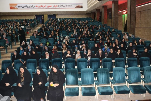 مراسم روز دانشجو، ویژه دانشجو معلمان پردیس فاطمه الزهرا(س) دانشگاه فرهنگیان یزد
 9