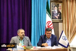 رییس دانشگاه فرهنگیان در نشست صمیمی با کارکنان سازمان مرکزی:

تربیت یک دوره معلم شایسته، می تواند مسیر زندگی را عوض کرده و بسیاری از مشکلات و آسیب های اجتماعی را کاهش دهد 2