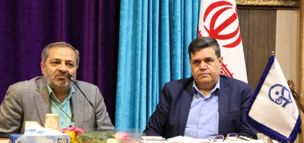 رییس دانشگاه فرهنگیان در نشست صمیمی با کارکنان سازمان مرکزی:

تربیت یک دوره معلم شایسته، می تواند مسیر زندگی را عوض کرده و بسیاری از مشکلات و آسیب های اجتماعی را کاهش دهد 3