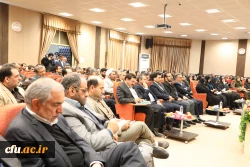 رییس دانشگاه فرهنگیان در نشست صمیمی با کارکنان سازمان مرکزی:

تربیت یک دوره معلم شایسته، می تواند مسیر زندگی را عوض کرده و بسیاری از مشکلات و آسیب های اجتماعی را کاهش دهد 6