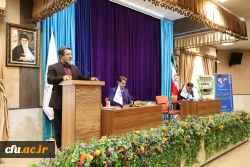 رییس دانشگاه فرهنگیان در نشست صمیمی با کارکنان سازمان مرکزی:

تربیت یک دوره معلم شایسته، می تواند مسیر زندگی را عوض کرده و بسیاری از مشکلات و آسیب های اجتماعی را کاهش دهد 7