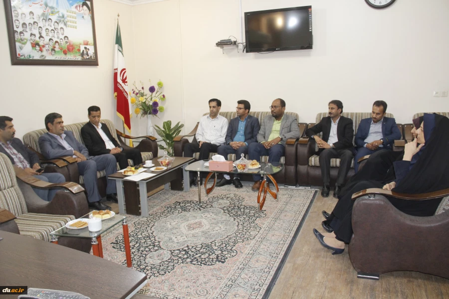 دیدار سرپرست و اعضای شورای مدیریت دانشگاه فرهنگیان هرمزگان با مدیرکل جدید آموزش و پرورش استان
 2